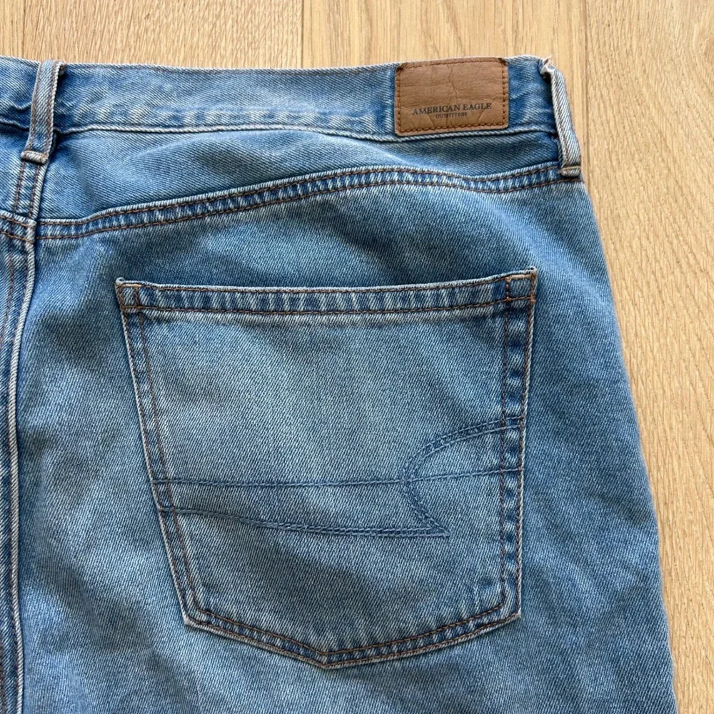 American Eagle Wide Leg Crop Jeans 16 Long Blue Button Fly Raw Hem Boho Retro - Picture 10 of 11